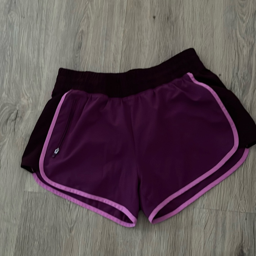 Running shorts gap fit purple